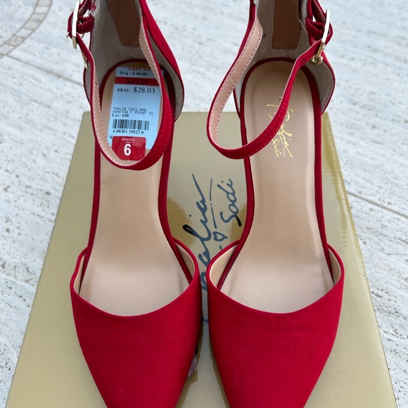 ✨NEW✨Vanessa Red Ankle Strap Heels - Picture 3 of 11